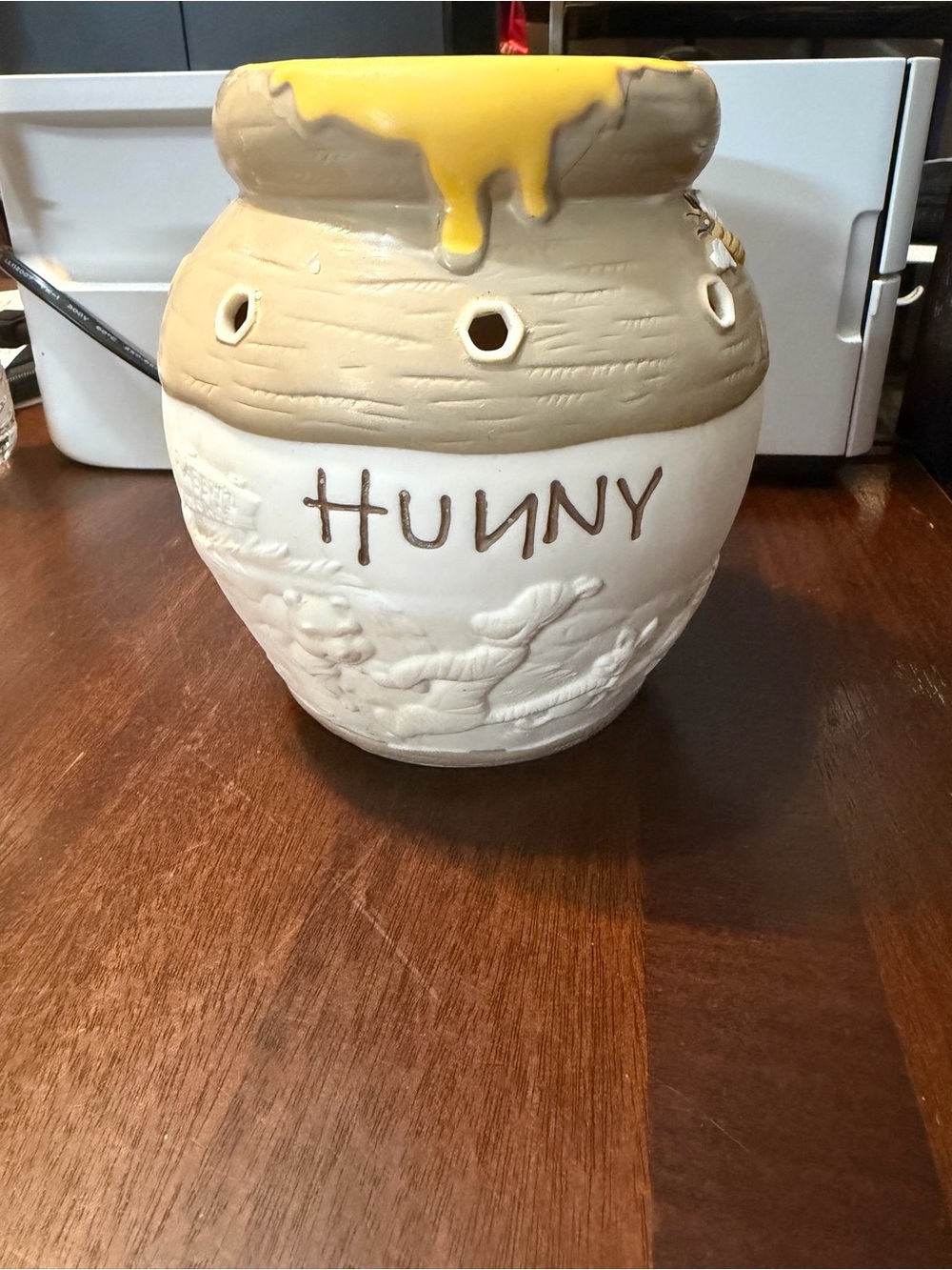 Ceramic 'HUNNY' Honey Pot Sculpture - Beige, Cream & Yellow